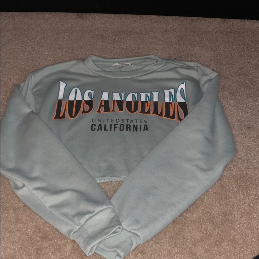 Cropped Olive Green graphic tee